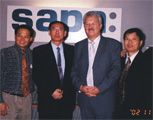 2004年ET会议的合照